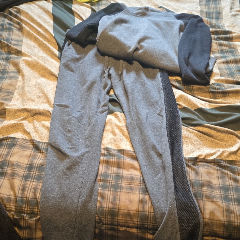 Rue21 Gray and Black Jogger Set Very Cute & Comfortable, Never Worn